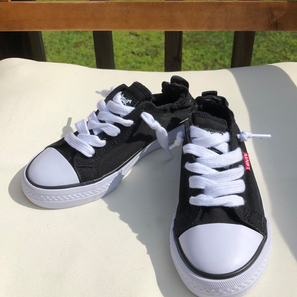 Boys size 13 Levi’s shoes